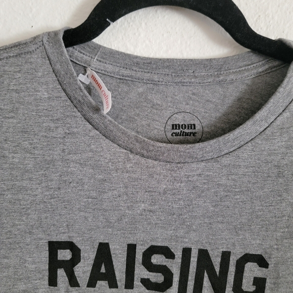 Mom Culture | Raising Gentleman Tee - Picture 2 of 4